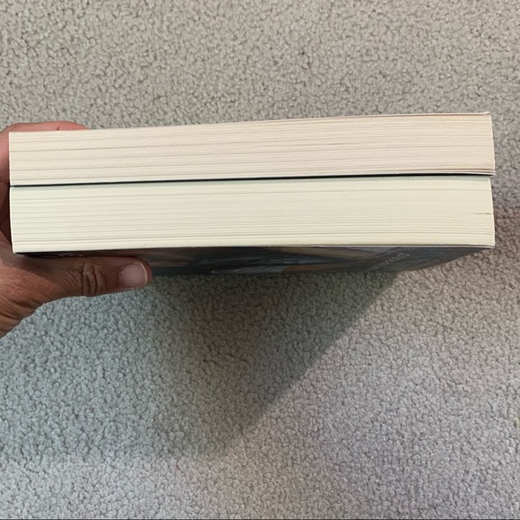 2📚Leaving Amarillo/Coincidence of Callie & Kayden - Picture 4 of 8